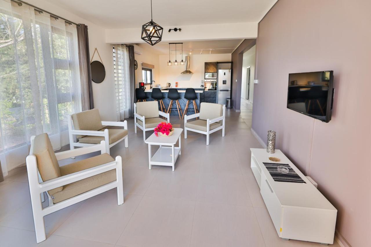 Oceanbreeze Apartments Mont Choisy Eksteriør bilde